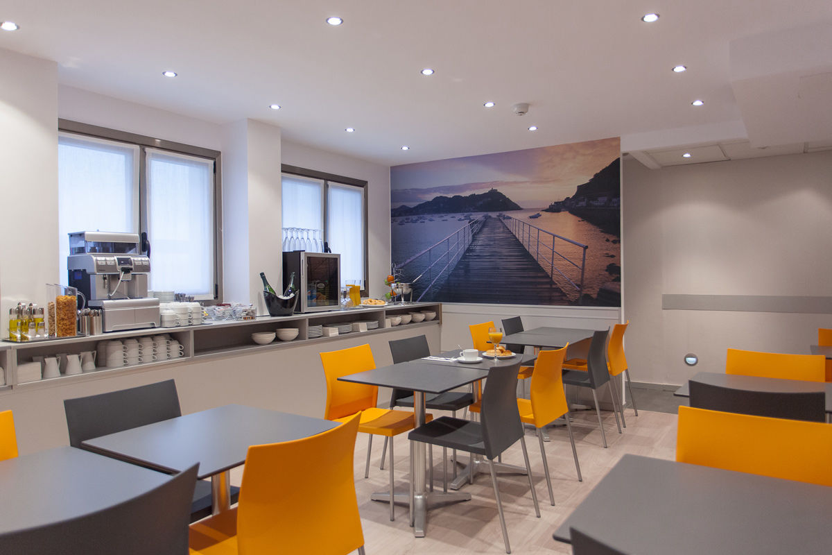 Hotel & Suites Arrizul Gros San Sebastian Nhà hàng bức ảnh